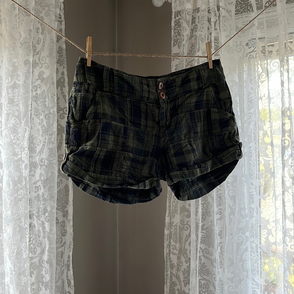 Plaid Army Green Shorts